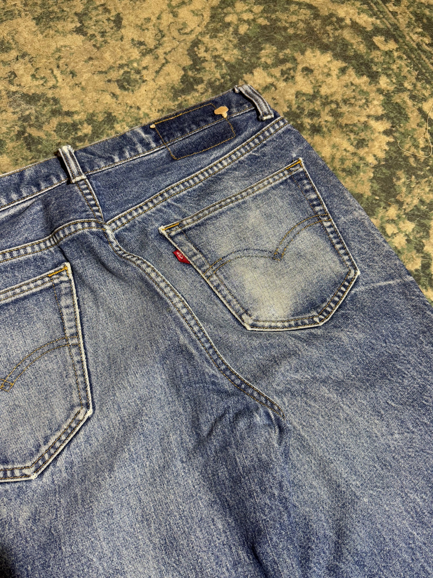 Levi’s ReWorked - W33