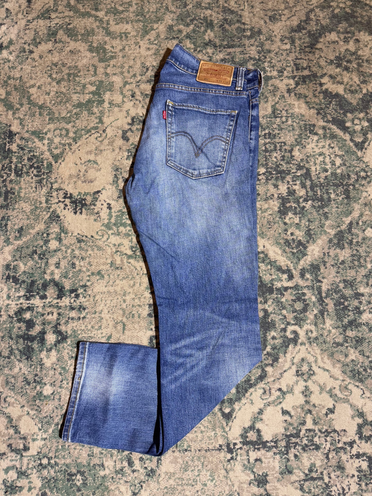 *Levi’s - W33 us