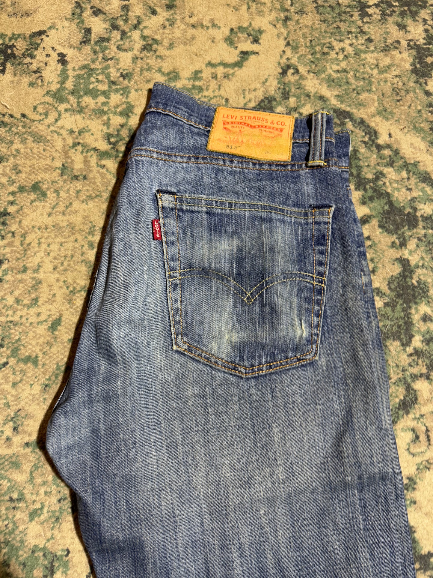 *Levi’s - W30 us