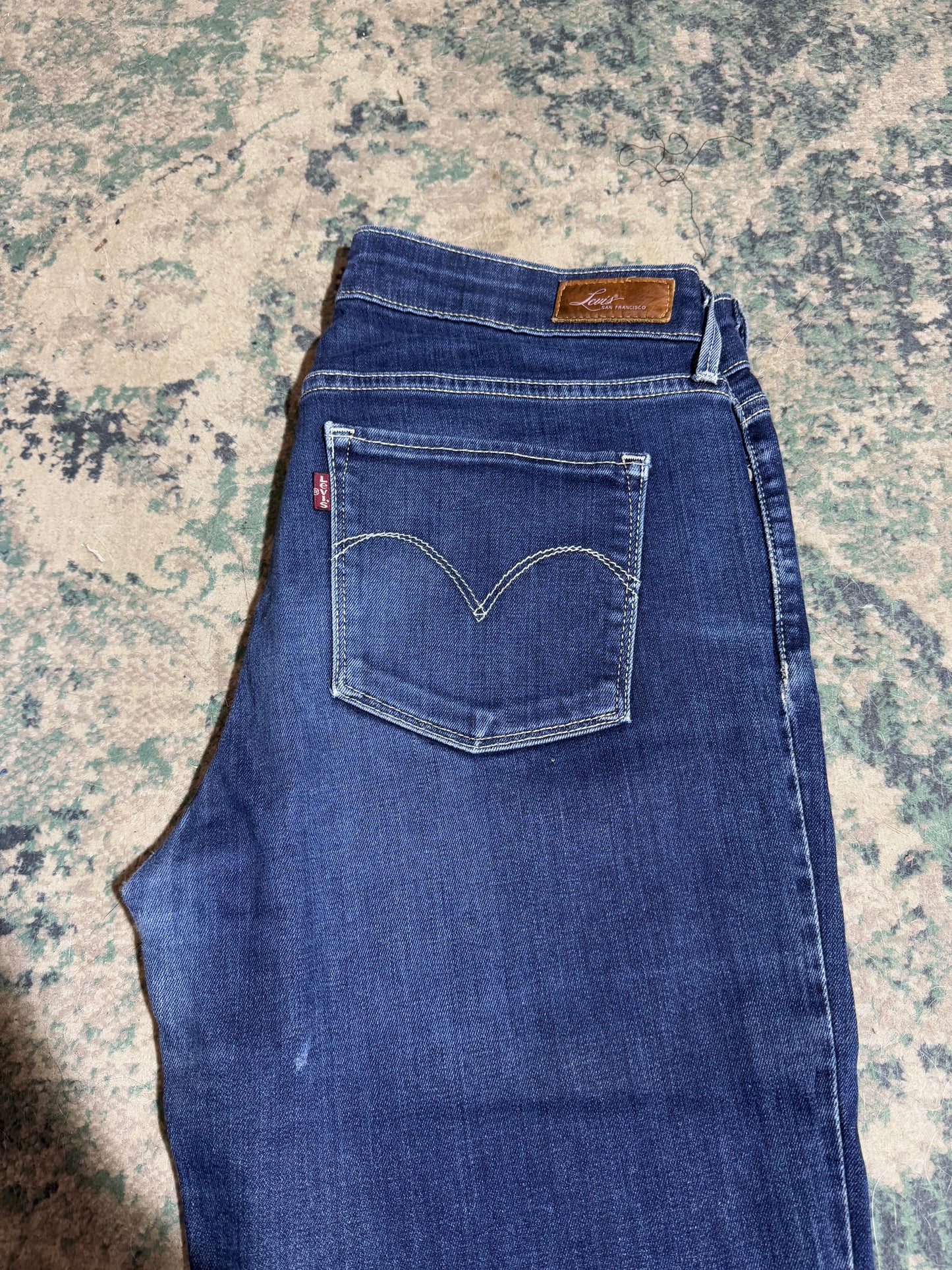 *Levi’s - W30 us