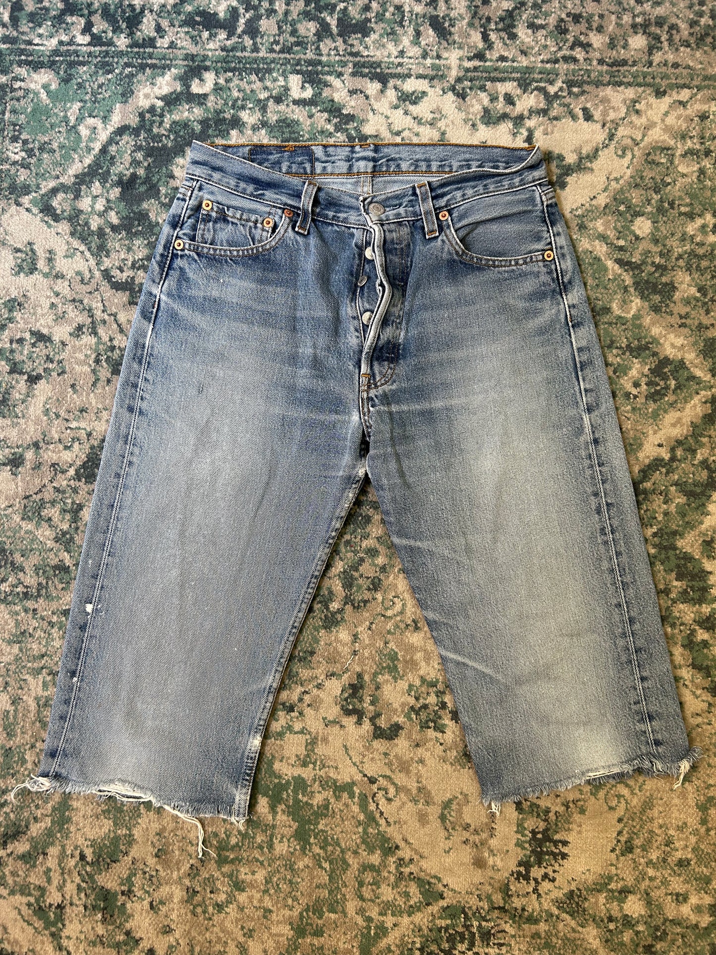 *Levi’s - W30 us