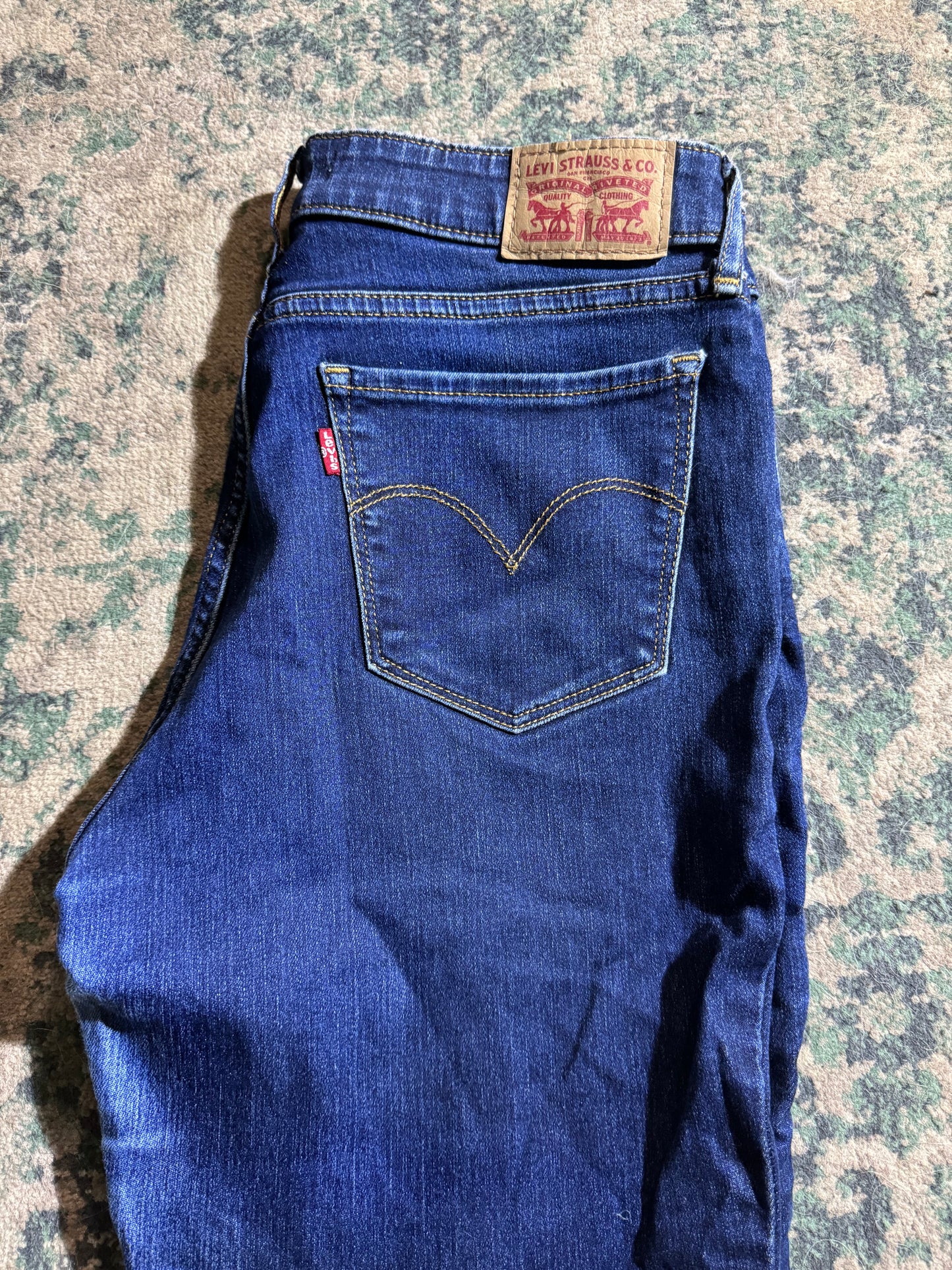 *Levi’s - W30 us