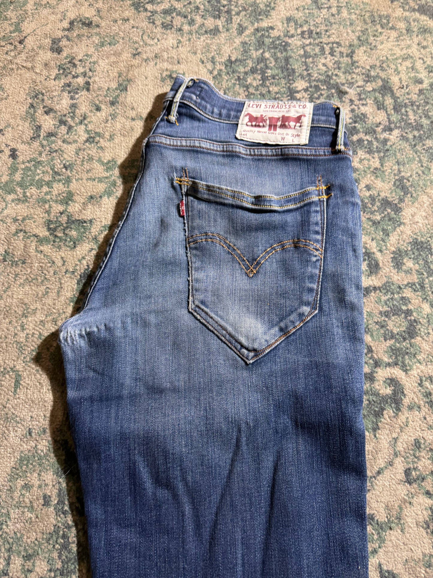 *Levi’s - W31 us