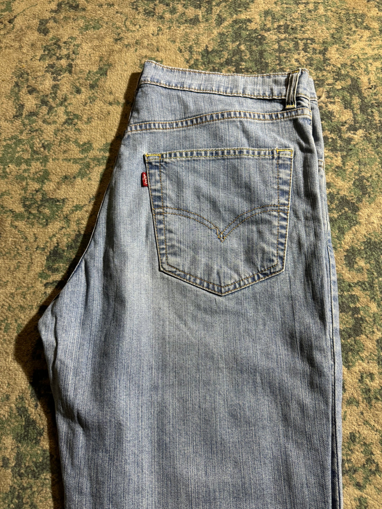 *Levi’s - W32 us