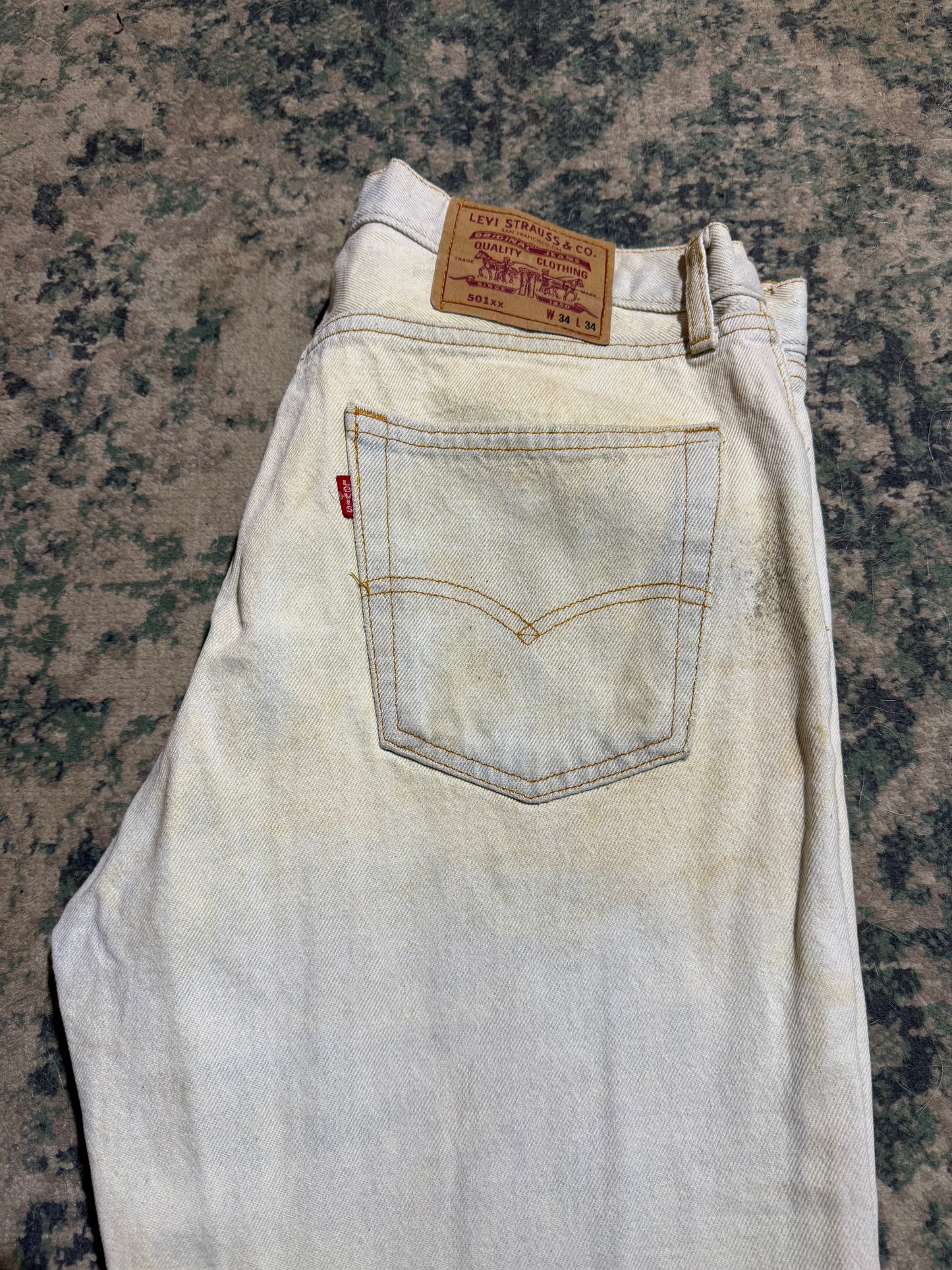 *Levi’s - W33 us