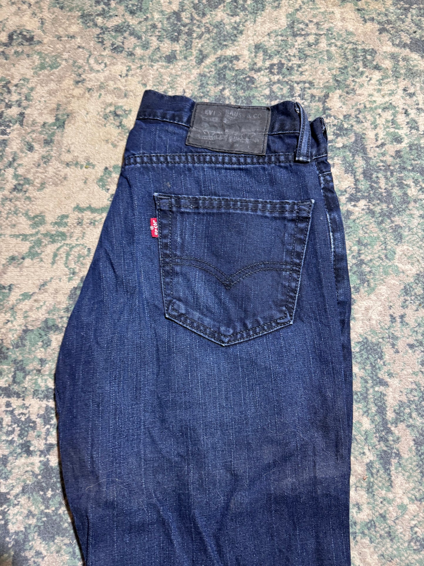 *Levi’s - W33 us