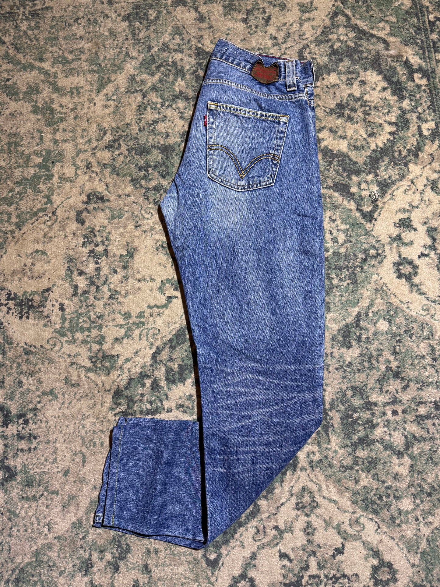 *Levi’s - W33 us