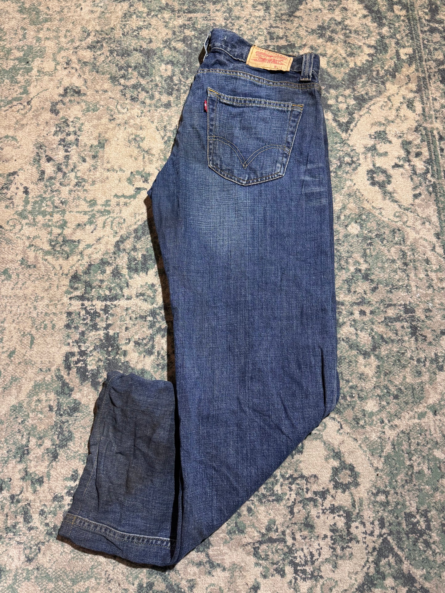 *Levi’s - W33 us