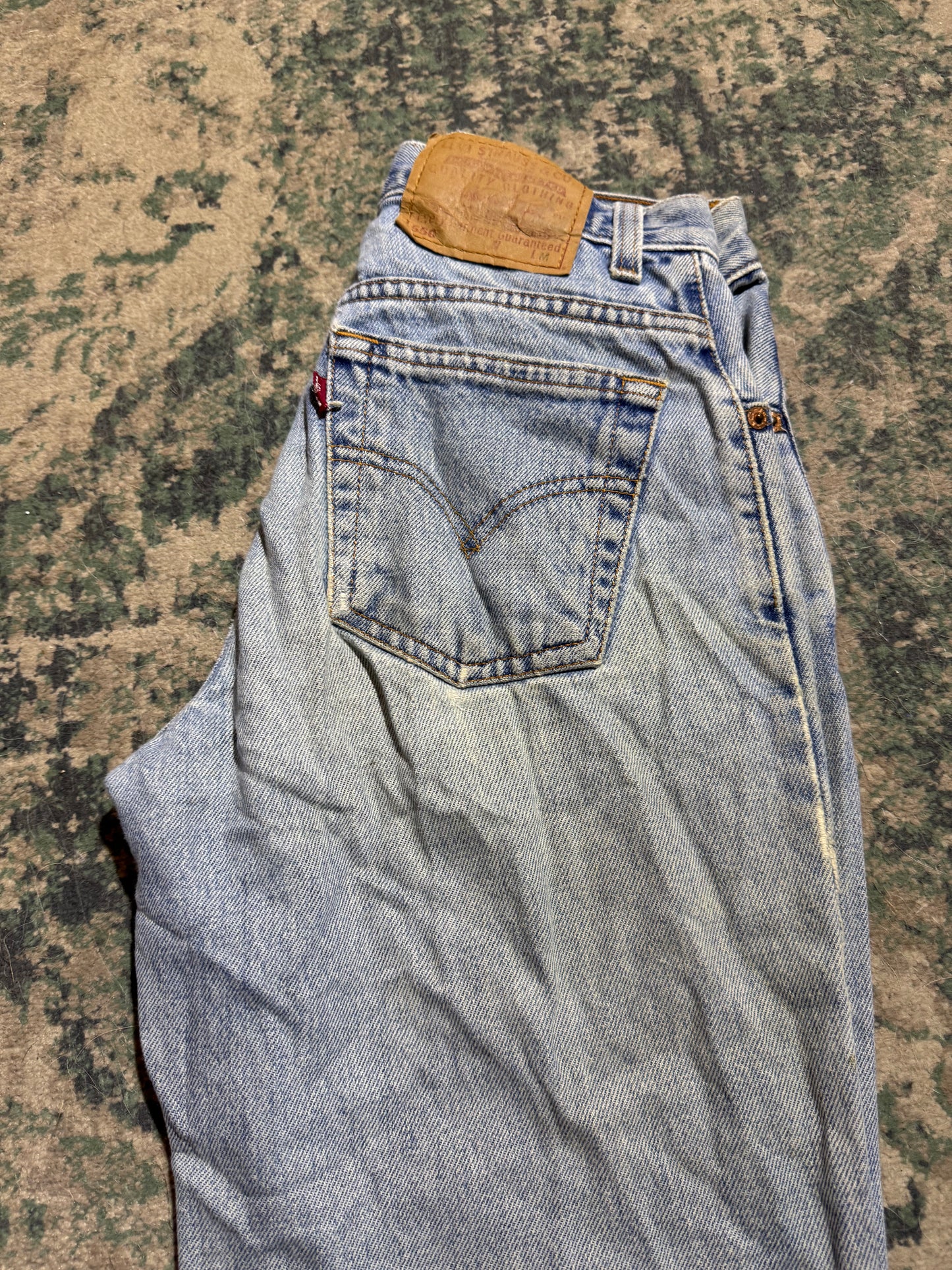 *Levi’s - W28 us