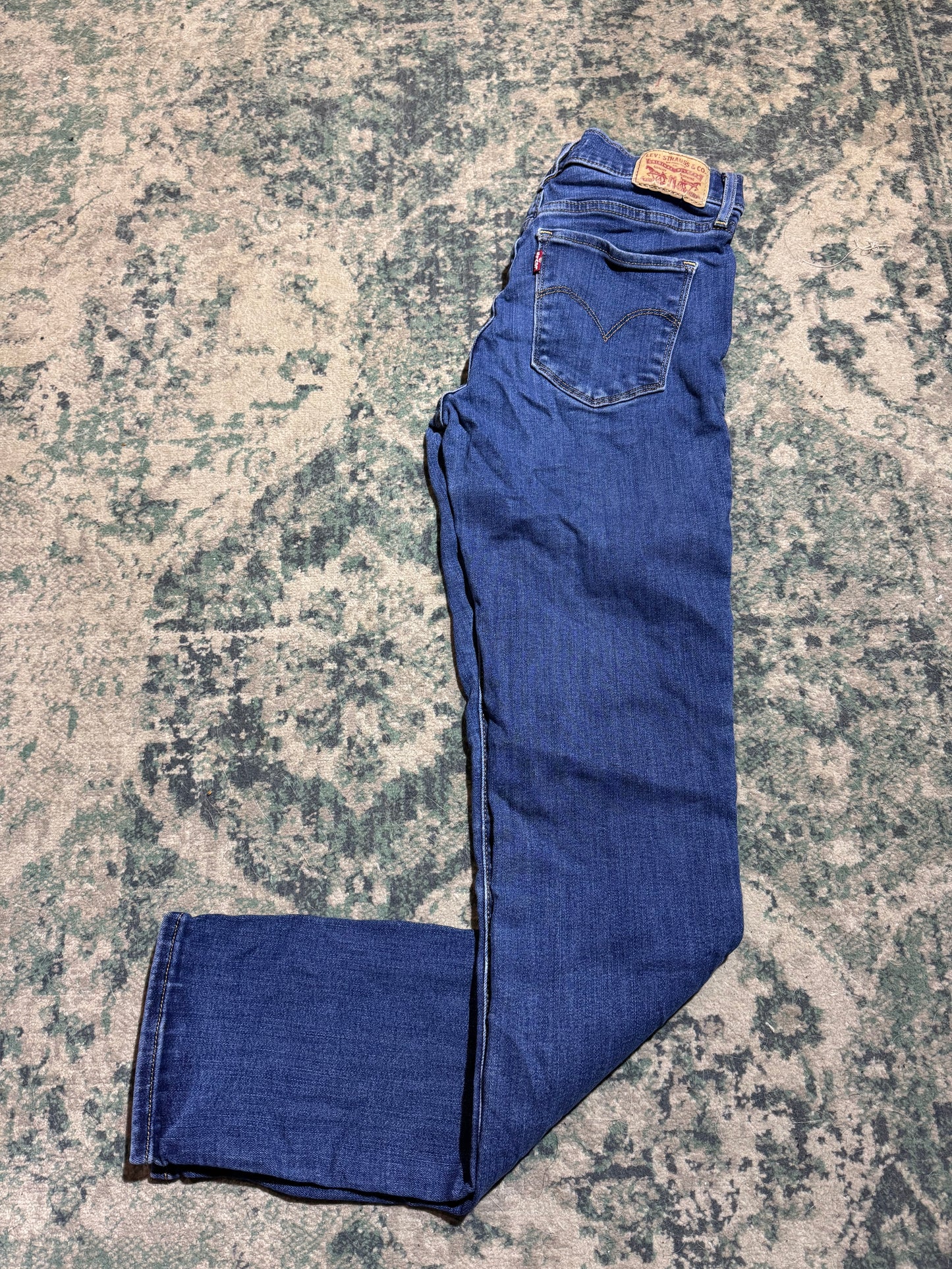 *Levi’s - W28 us